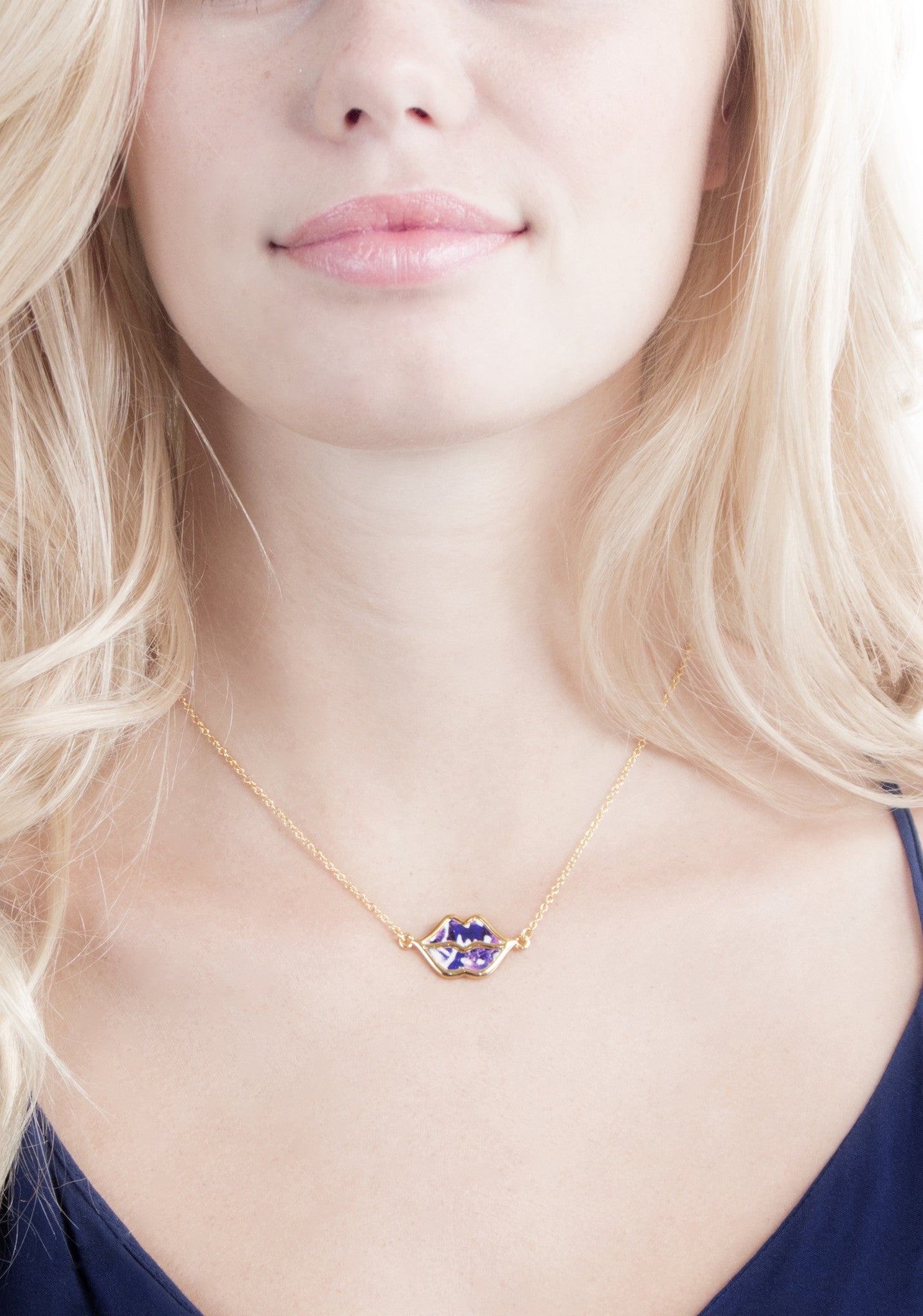 SOHO PENDANT - Kiss & Wear
 - 3